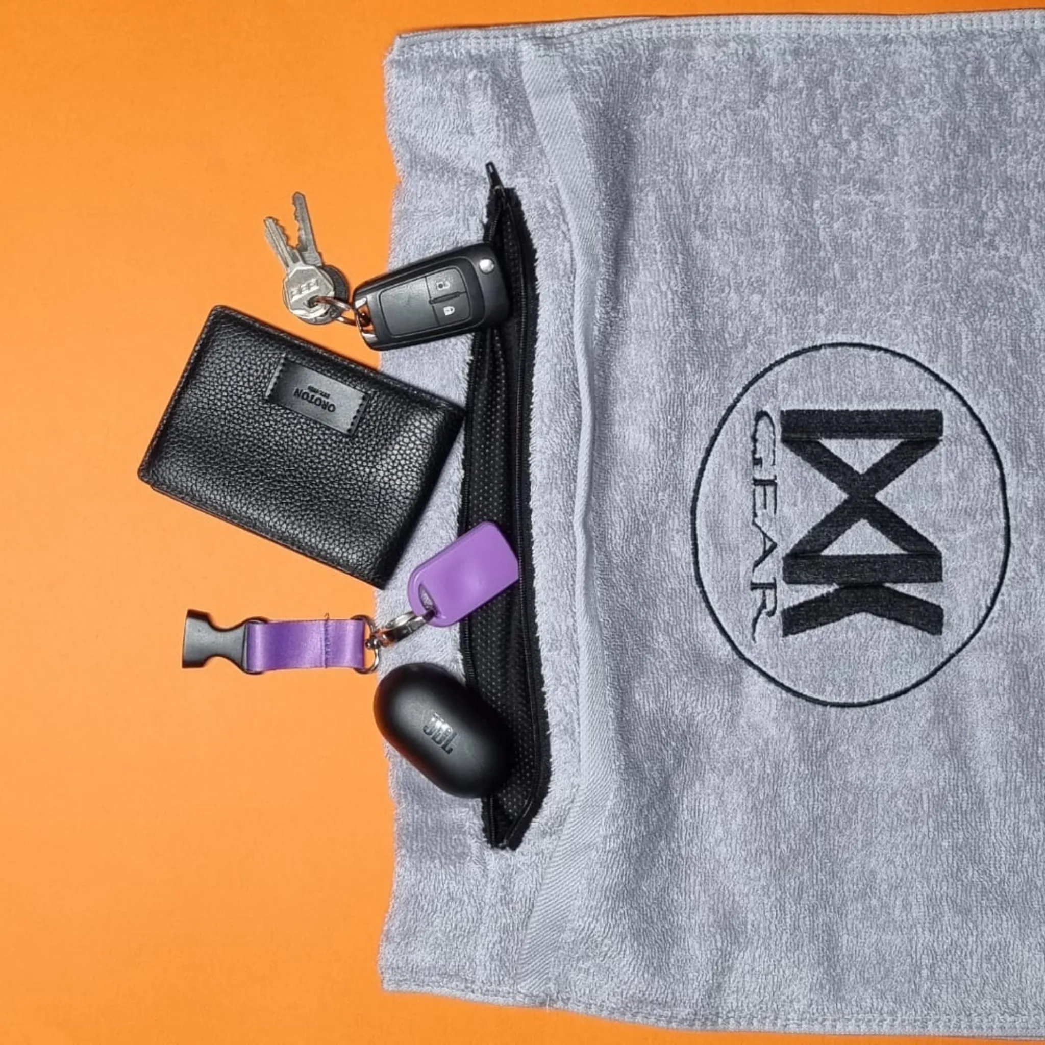 IXK Gear Gym Towel - Black
