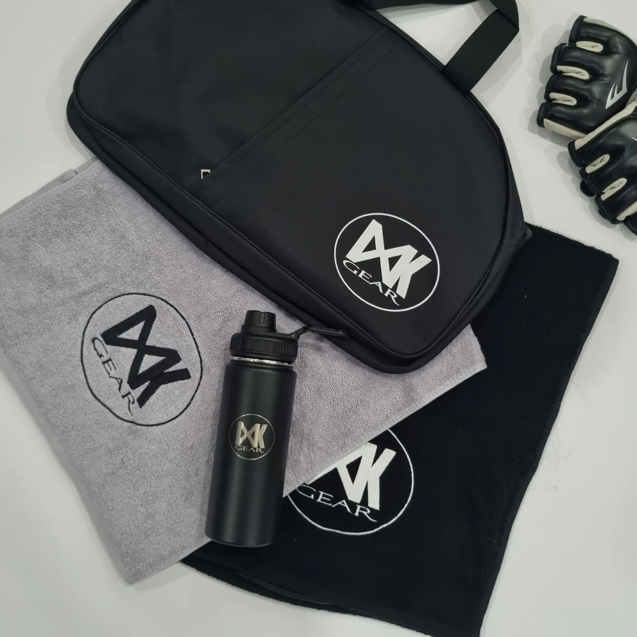 IXK Gear Gym Towel - Black