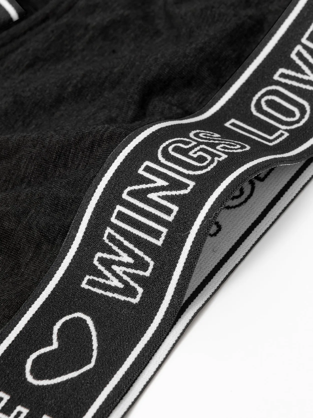 Light Support Contrast Letter & Heart Tape Sports Bra Black