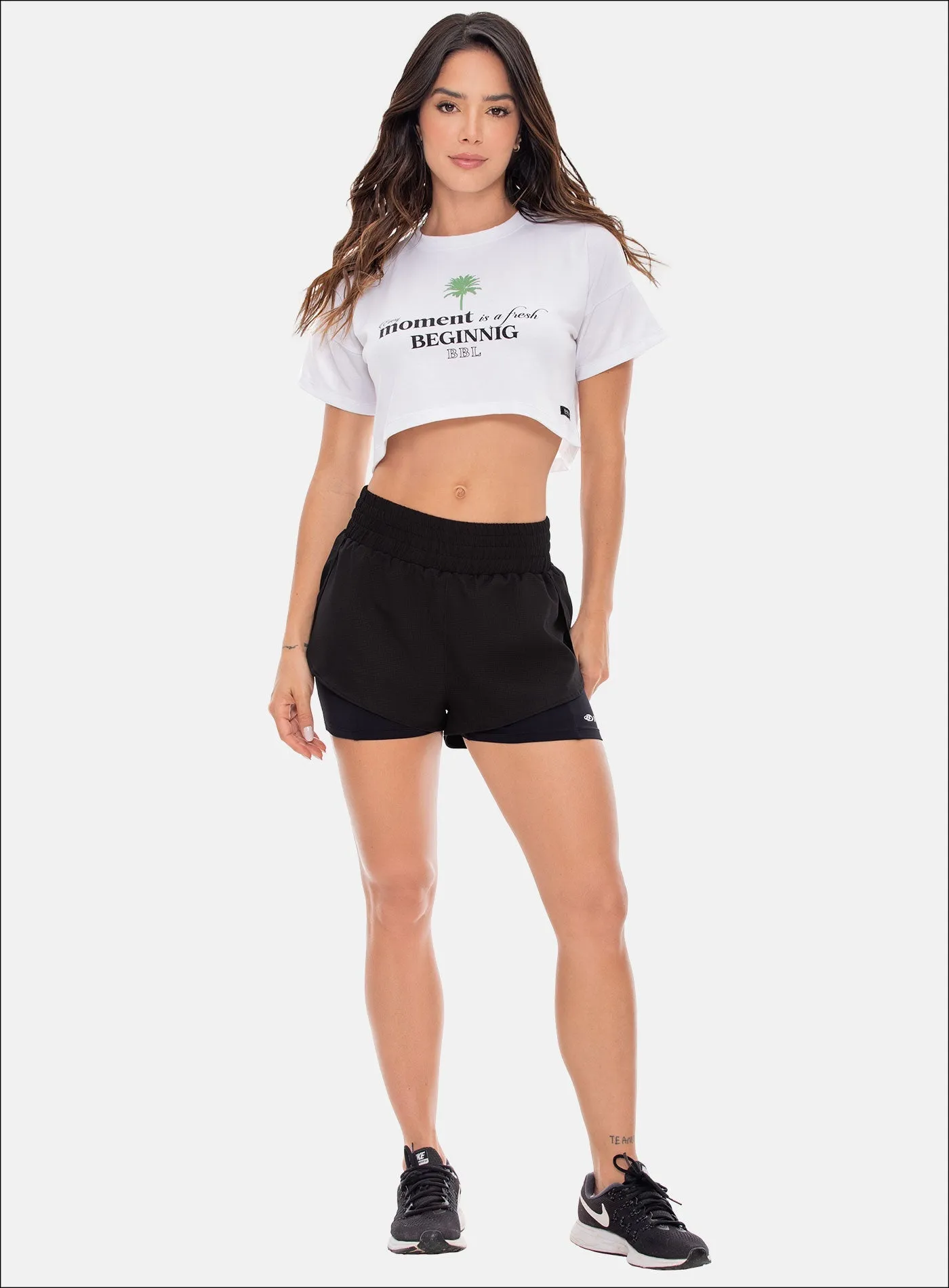 POLYESTER SPORTS SHORT WITH INTERNAL SHORT REF: 107883