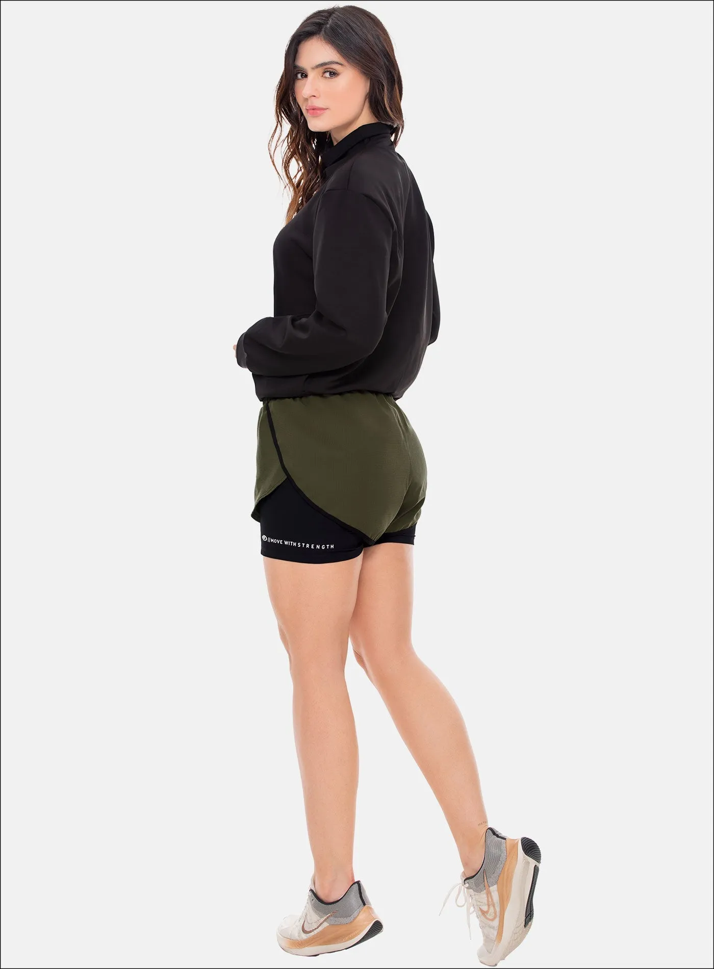 POLYESTER SPORTS SHORT WITH INTERNAL SHORT REF: 107883